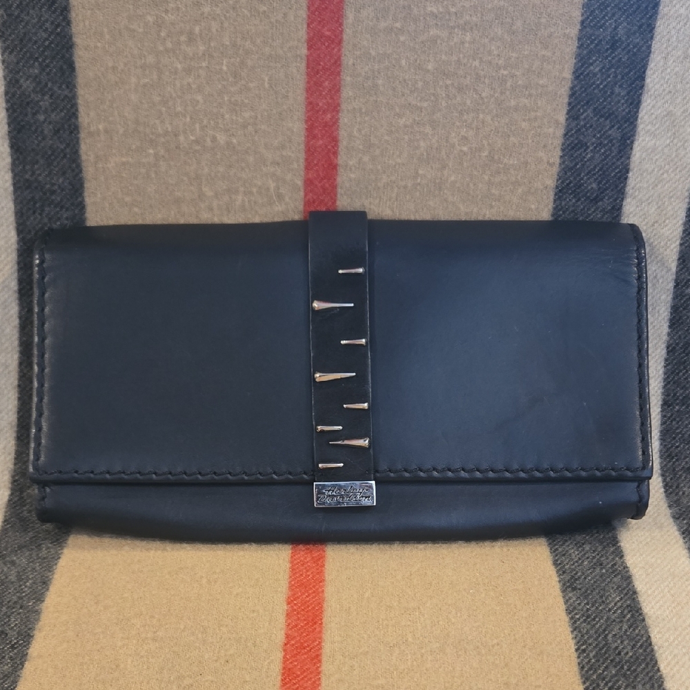 Harley Davidson Blaxk Clutch With Spikes